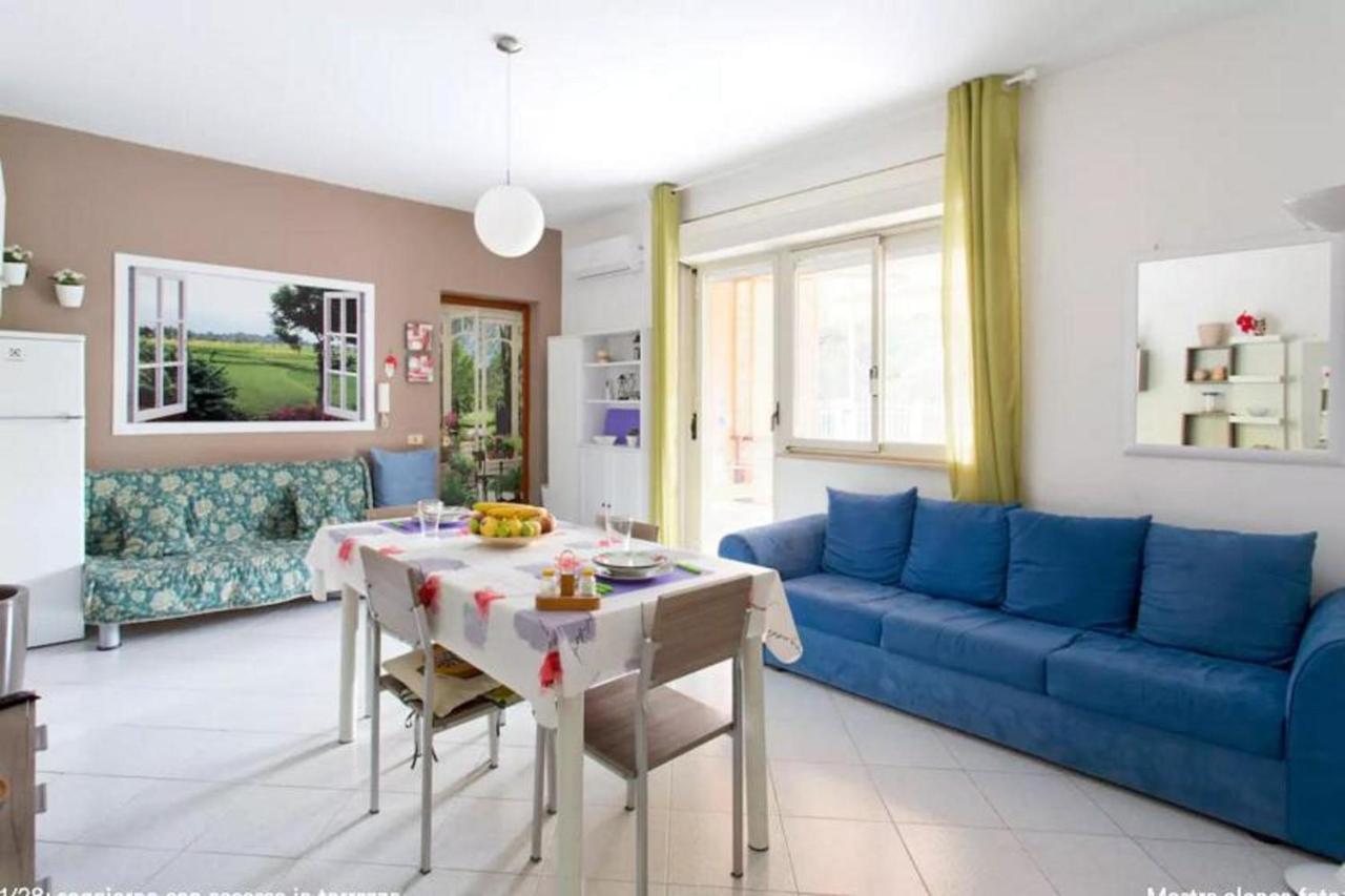 Nest Apollo Apartment Mondello Bagian luar foto
