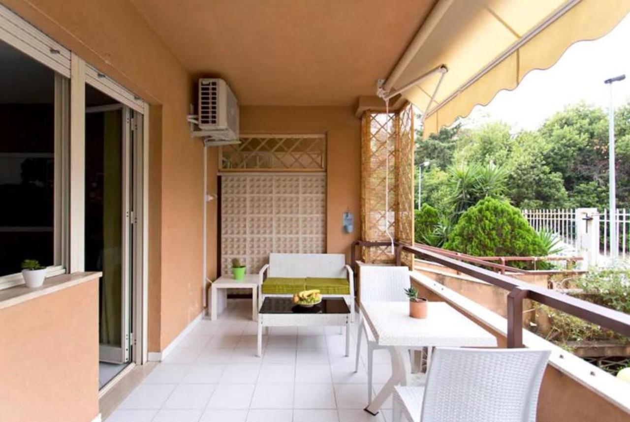 Nest Apollo Apartment Mondello Bagian luar foto