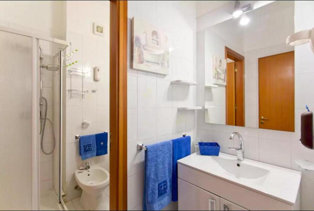 Nest Apollo Apartment Mondello Bagian luar foto