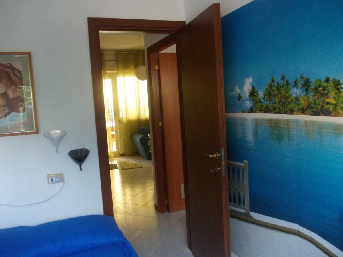 Nest Apollo Apartment Mondello Bagian luar foto